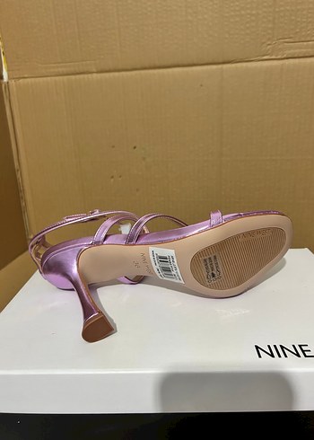Nine West Parlak Mor Stiletto Topuklu Kadın Ayakkabı