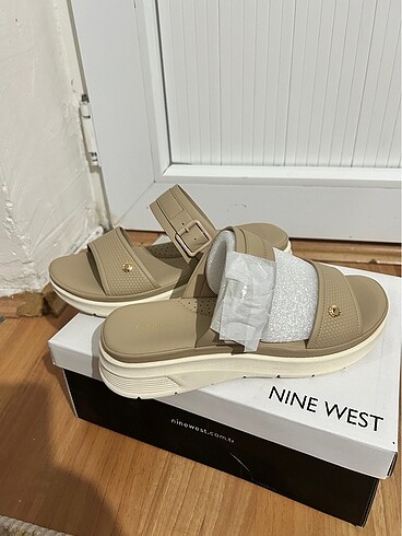 39 Beden Nıne west kadın terlik