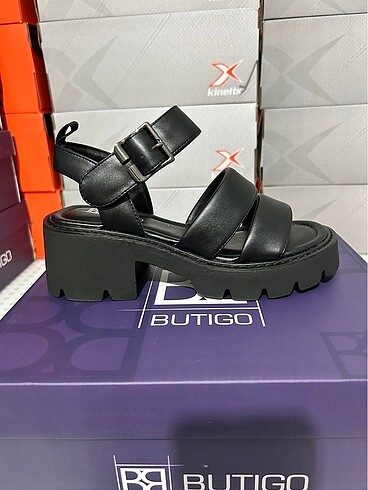 Kadın sandalet butigo