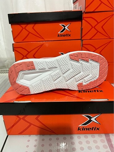 Kinetix Kadın spor kinetix