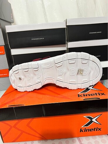 Kinetix Kadın spor sandalet kinetix