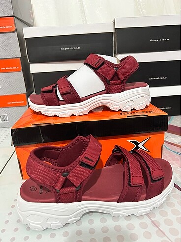 40 Beden bordo Renk Kadın spor sandalet kinetix
