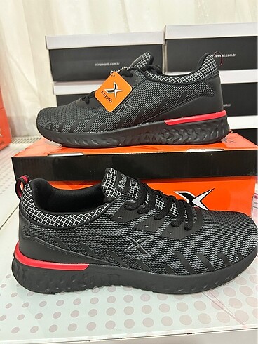 43 Beden Kinetix erkek spor