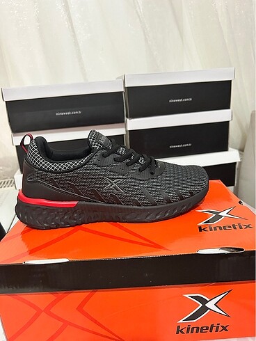 Kinetix erkek spor