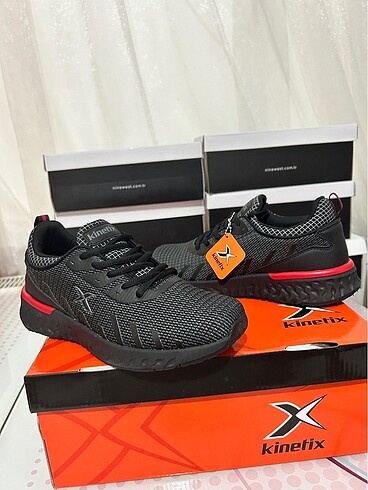 40 Beden Kinetix erkek spor