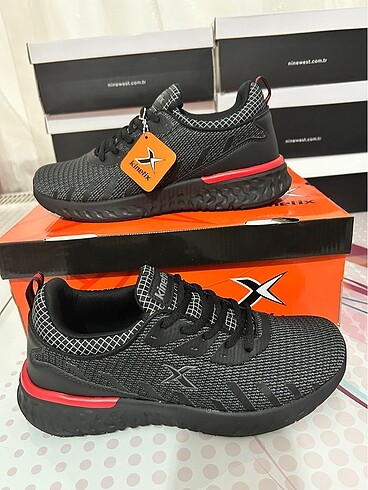 40 Beden siyah Renk Kinetix erkek spor
