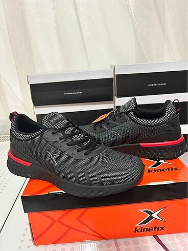 45 Beden Kinetix erkek spor