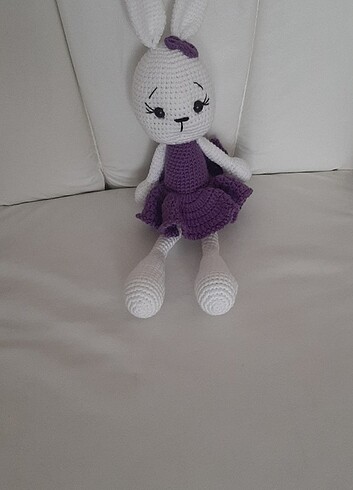 El örmesi tavşan amigurumi tavsan