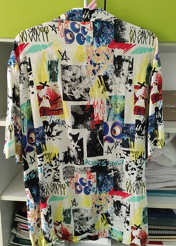 Renkli Baskılı Salaş Kısa Kollu Erkek Gömlek - Görsel 2