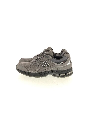 New Balance Spor Ayakkabı %70 İndirimli.