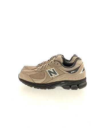 New Balance Spor Ayakkabı %70 İndirimli.