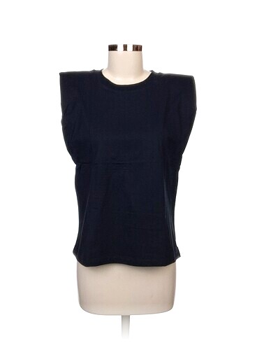 Zara T-shirt %70 İndirimli.