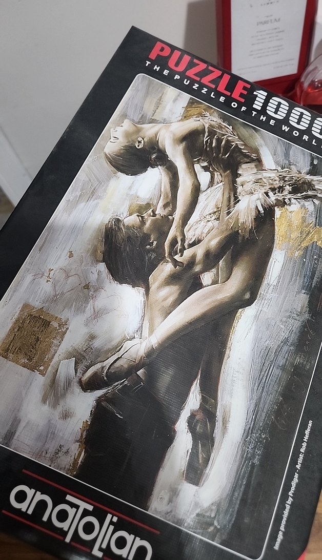 Altın Renkli 1000 Parça Puzzle - Görsel 3