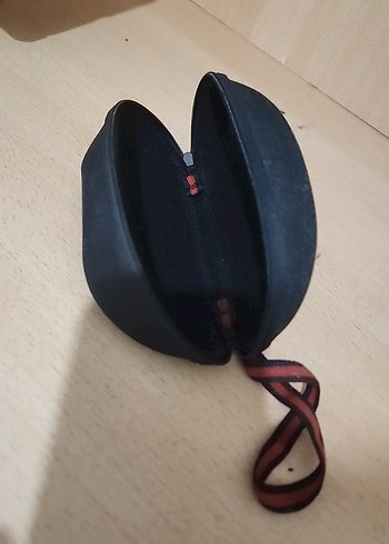 De Valentini Siyah Fermuarlı Gözlük Kutusu - Görsel 4