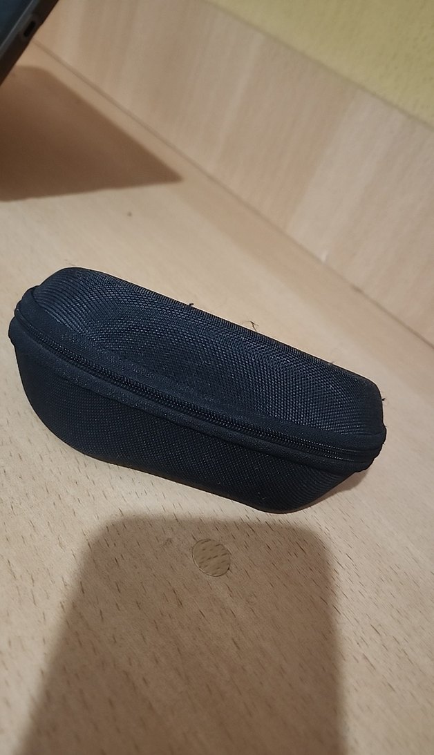 De Valentini Siyah Fermuarlı Gözlük Kutusu - Görsel 2