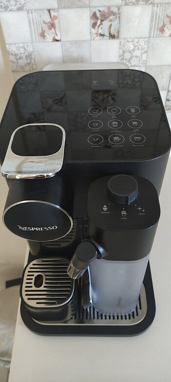 Nespresso Kahve makinesi 