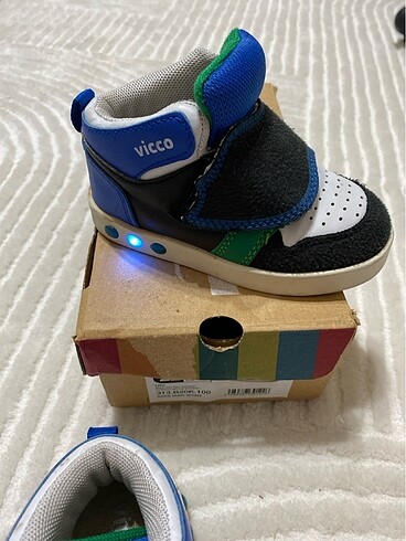 22 Beden mavi Renk Vicco spor ayakkabı