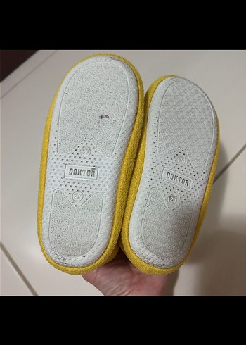 Sarı Nakışlı Çocuk Puff Terlik - Görsel 4