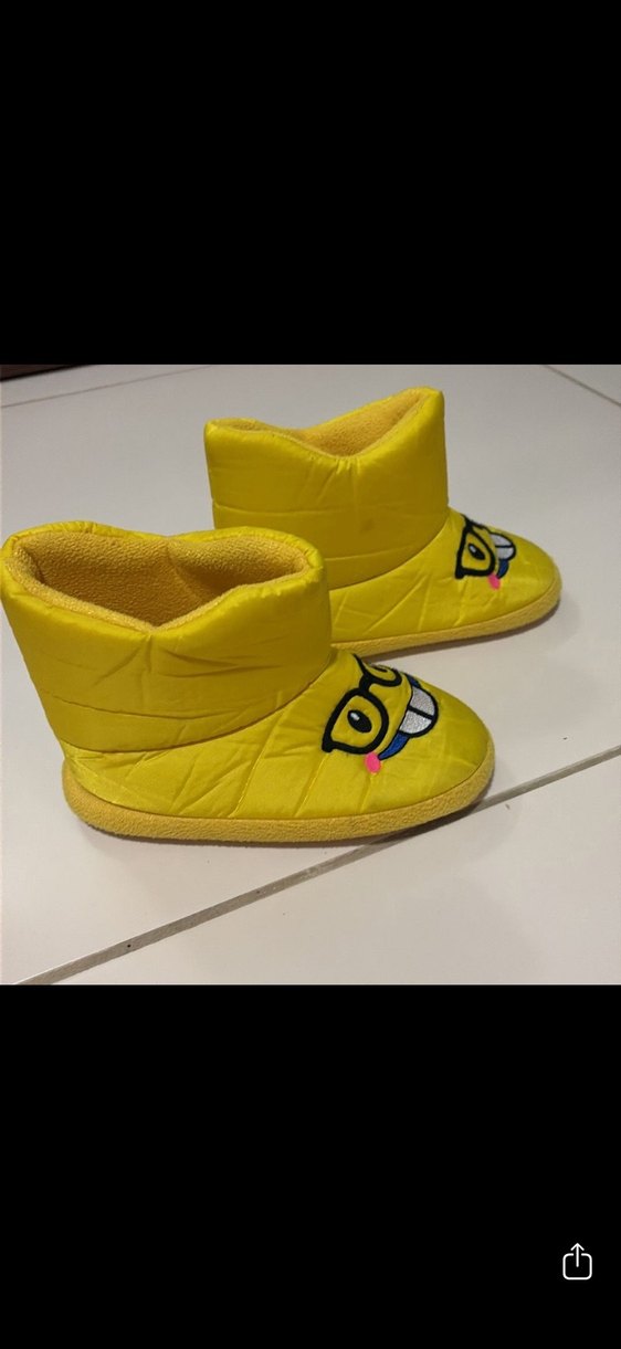 Sarı Nakışlı Çocuk Puff Terlik - Görsel 2