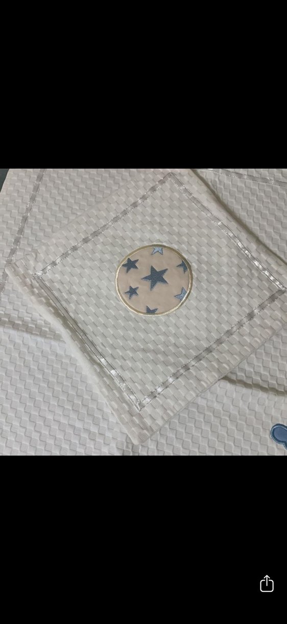 Nakışlı Beyaz Pamuklu Bebek Yatak Örtüsü/Pike - Görsel 3