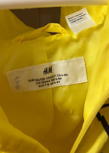 H&M Sarı Pikachu Baskılı Erkek Rüzgarlık - Görsel 2