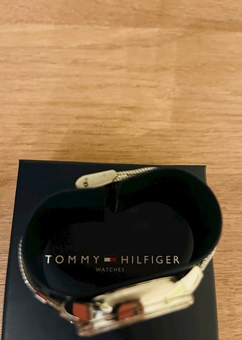 Tommy Hilfiger Minimalist Beyaz Kadın Saati - Görsel 4