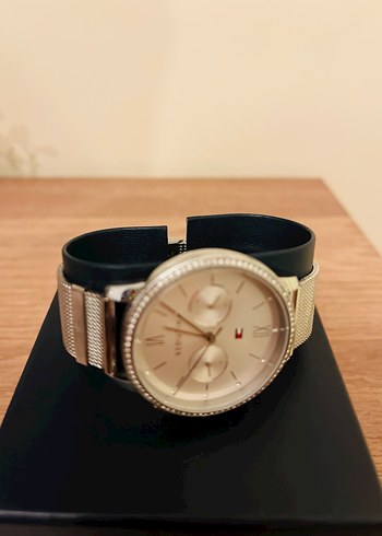 Tommy Hilfiger Minimalist Beyaz Kadın Saati - Görsel 3