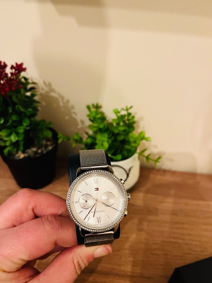 Tommy Hilfiger Minimalist Beyaz Kadın Saati - Görsel 2