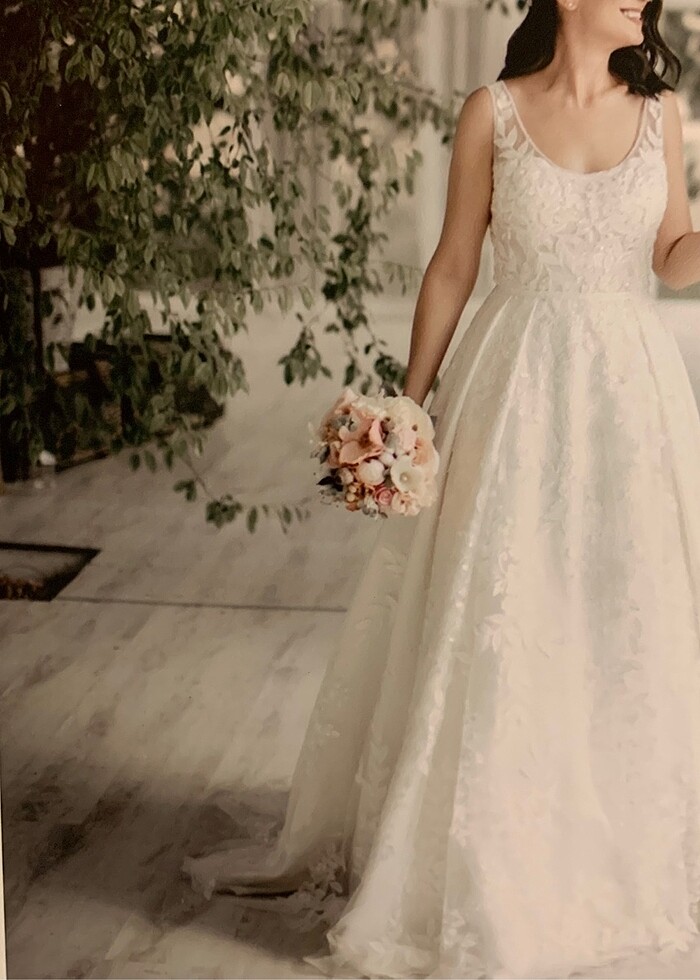 Oleg cassini gelinlik - Görsel 2