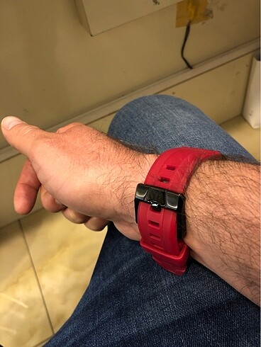  Beden Technomarine swiss Safir cam