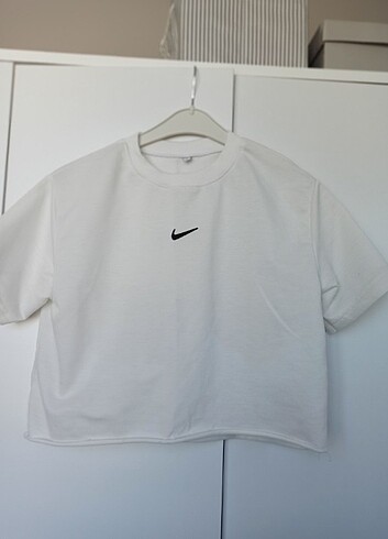 s Beden Nike tişört beyaz. 