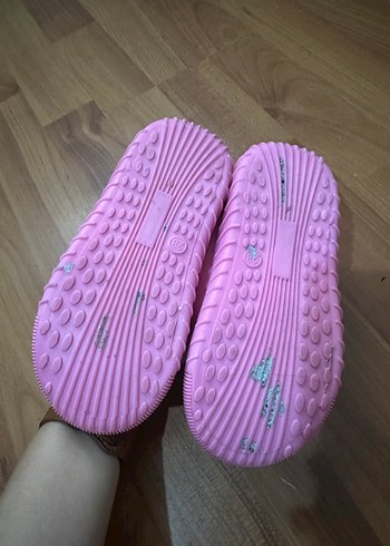 Kız Çocuk Pembe Nakışlı Sıcak Terlik - Görsel 2