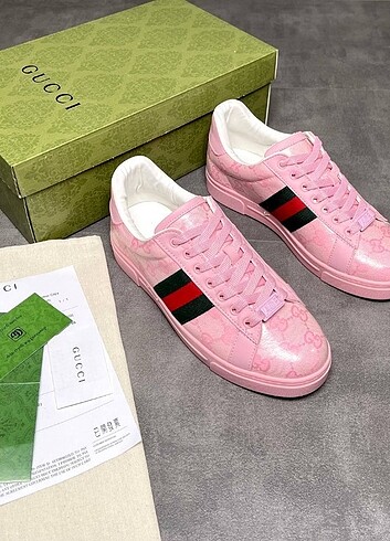 Gucci Bayan spor ayakkabı