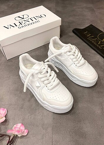 Valentino Bayan spor ayakkabı
