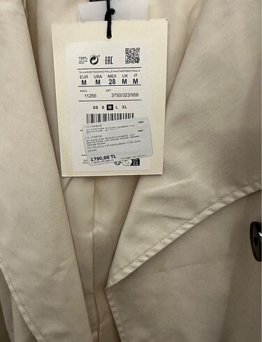 Pull and Bear Pull and bear trençkot