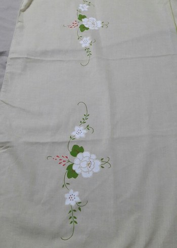 Nakışlı Beyaz Masa Örtüsü - Görsel 5