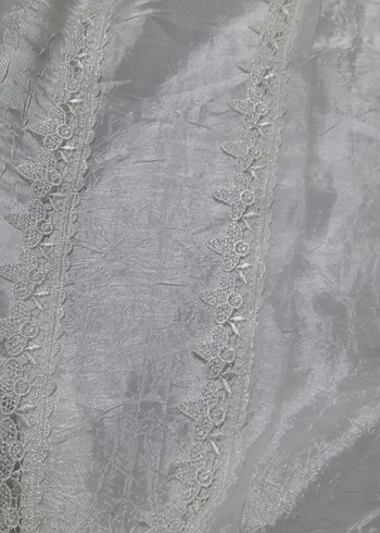 İşlemeli Beyaz Parlak Masa Örtüsü - Görsel 4