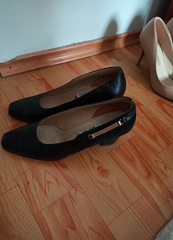 Stiletto 