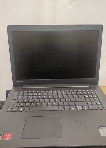 Lenovo İdeapad 8GB RYZEN 5 2500 U VEGA8 GRAPHİCS 4 GB