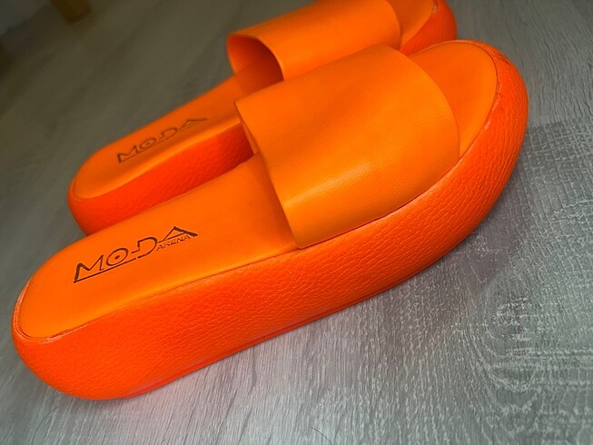37 Beden Neon renk terlik