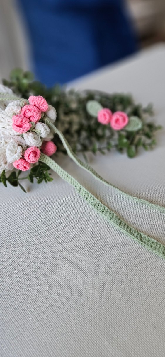 Gül detaylı pembe örgü çanta - Görsel 2