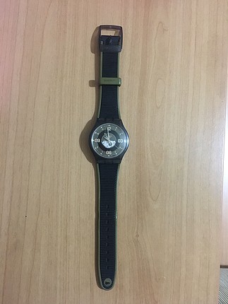 Swatch siyah saat