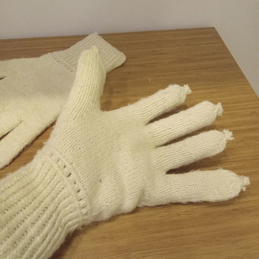 Beyaz Örgü  Eldiveni - Görsel 2