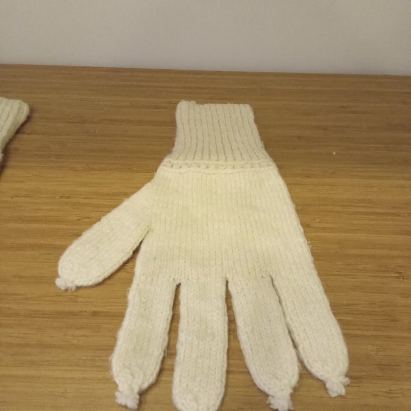 Beyaz Örgü  Eldiveni - Görsel 5