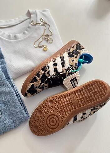 37 Beden çeşitli Renk Adidas samba wales bonner