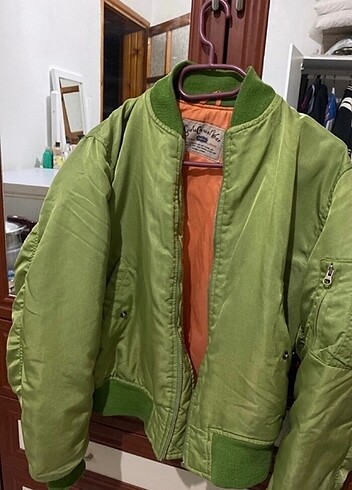 BOMBER CEKET