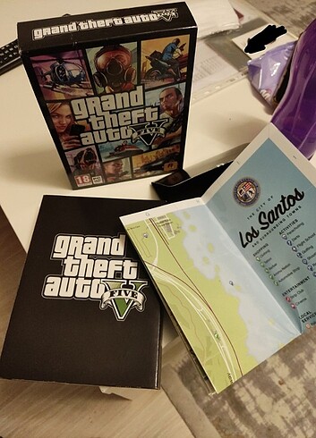 Grand Theft Auto 5 orijinal 7 DVD PC