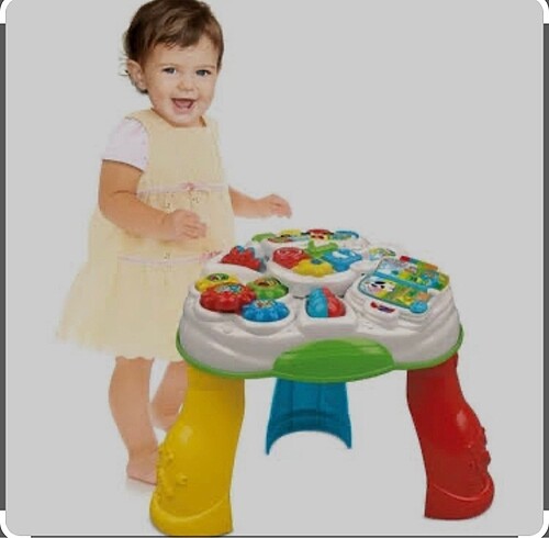 Baby clementomi Aktivite masası