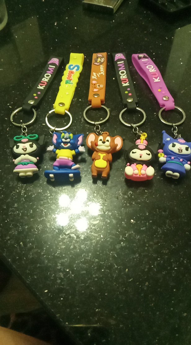 Renkli Pop Kültür Figürlü Anahtarlık Seti ,5 li fiyattir, - Görsel 2