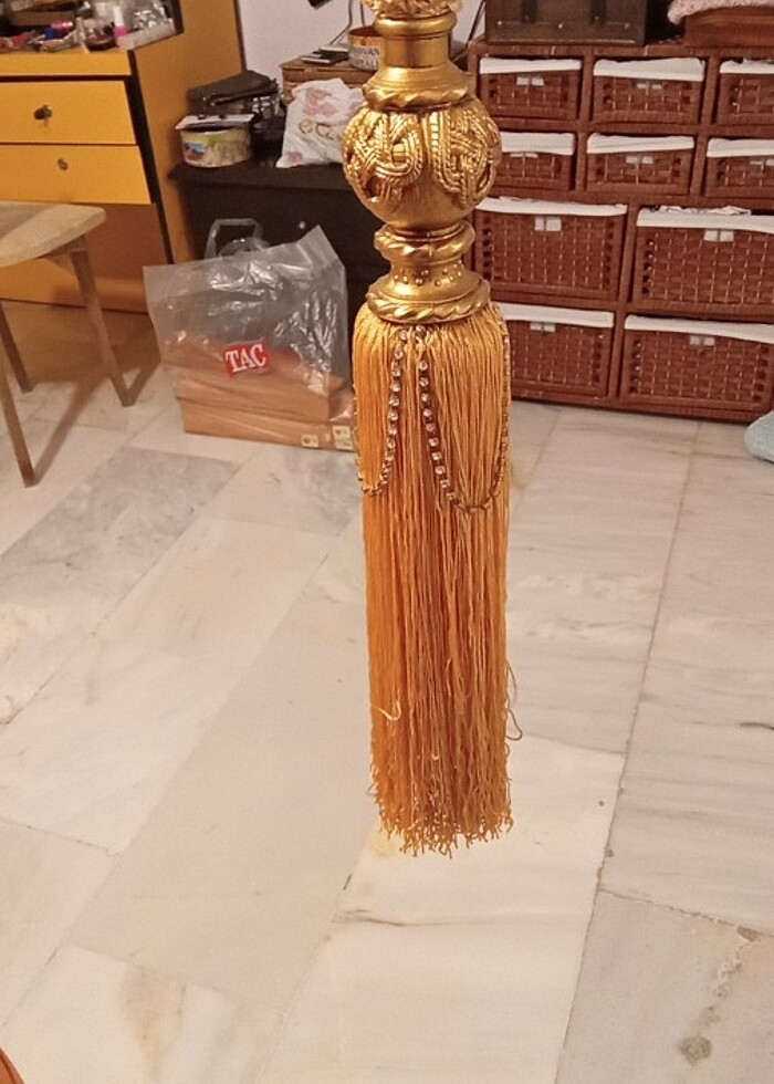 Taç marka hiç kullanilmamis püsküllü perde süsü  - Görsel 5